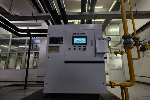 石家莊某酒店管理公司使用方快鍋爐兩臺燃氣熱水鍋爐